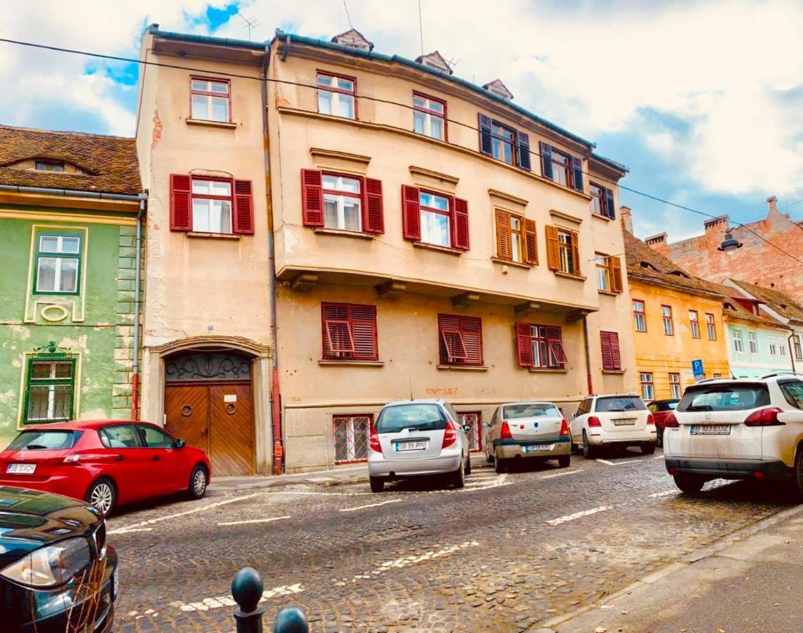Cinematheque Ultracentral Apartment Hermannstadt Exterior foto